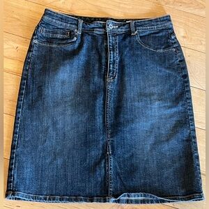 Size 12- Chicos denim skirt- like new